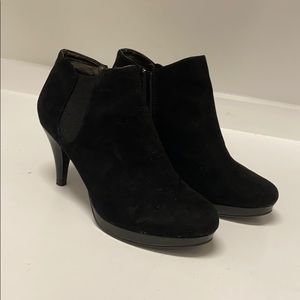 Bandolino Black Booties
